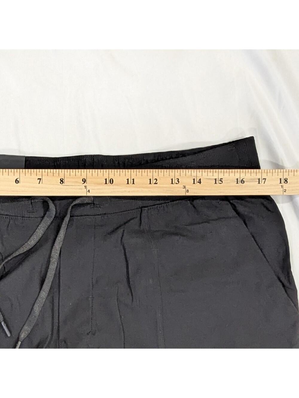 Lululemon ABC Jogger Shorter Pants Mens XL Black Warpstreme NWT - Picture 5 of 11